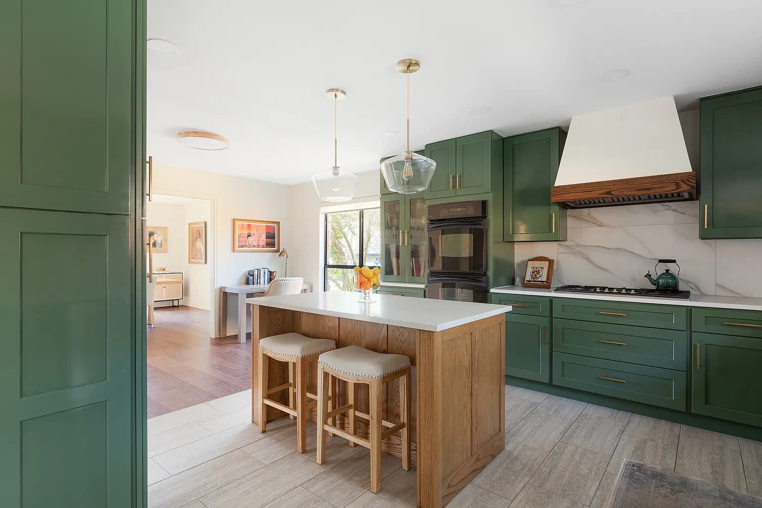 Another finished view of the Provence kitchen and its island seating